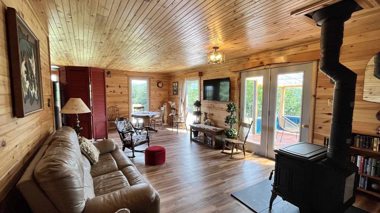 Photo of Livingroom in Margaree Harbour