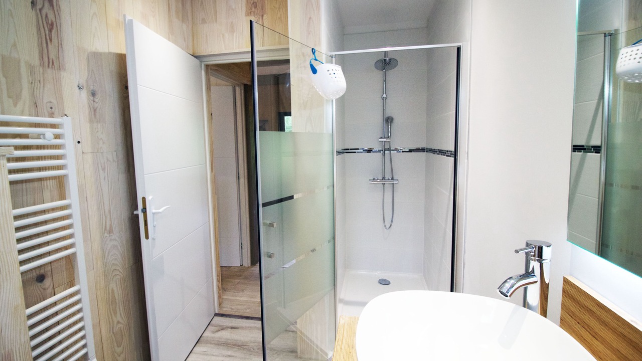 Photo of Bathroom in Doucier