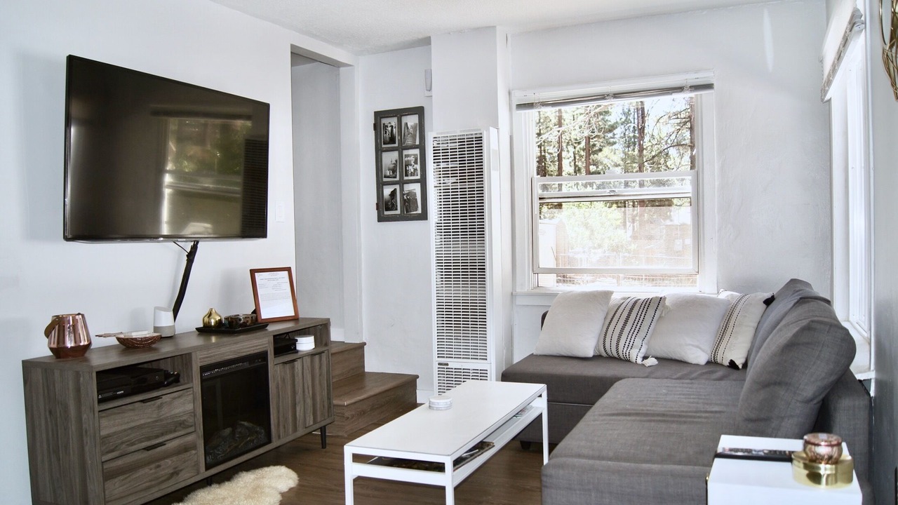 Photo of Livingroom in Big Bear City