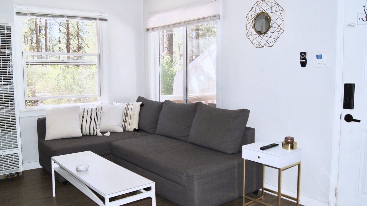 Photo of Livingroom in Big Bear City