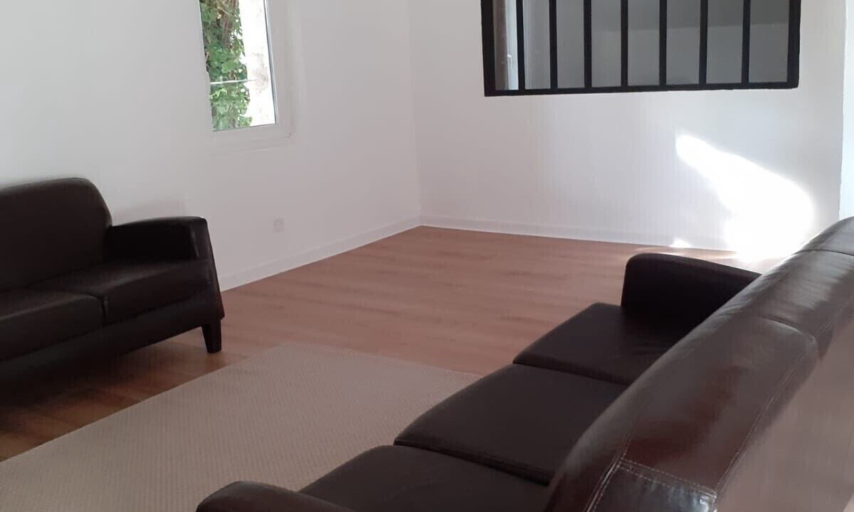 Photo of Others in Sablet