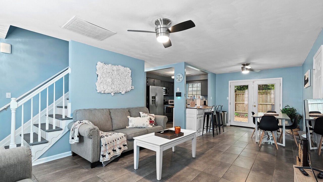 Photo of Livingroom in North Newport News