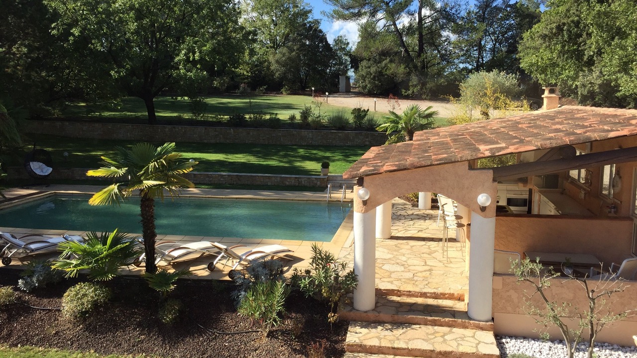 Photo of Outdoor in Fuveau