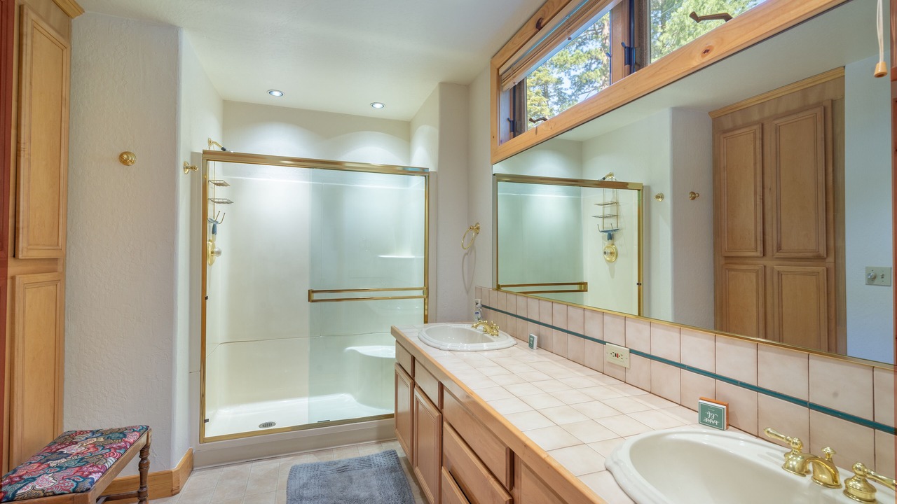 Photo of Bathroom in Tahoe Vista