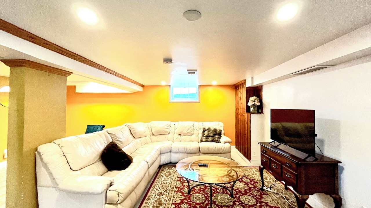 Photo of Livingroom in St. Louis Park