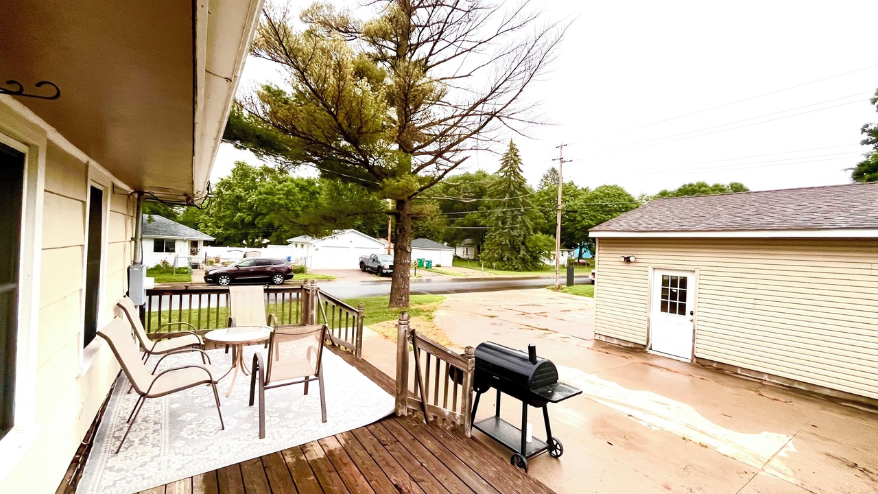 Photo of Patio Balcony in St. Louis Park