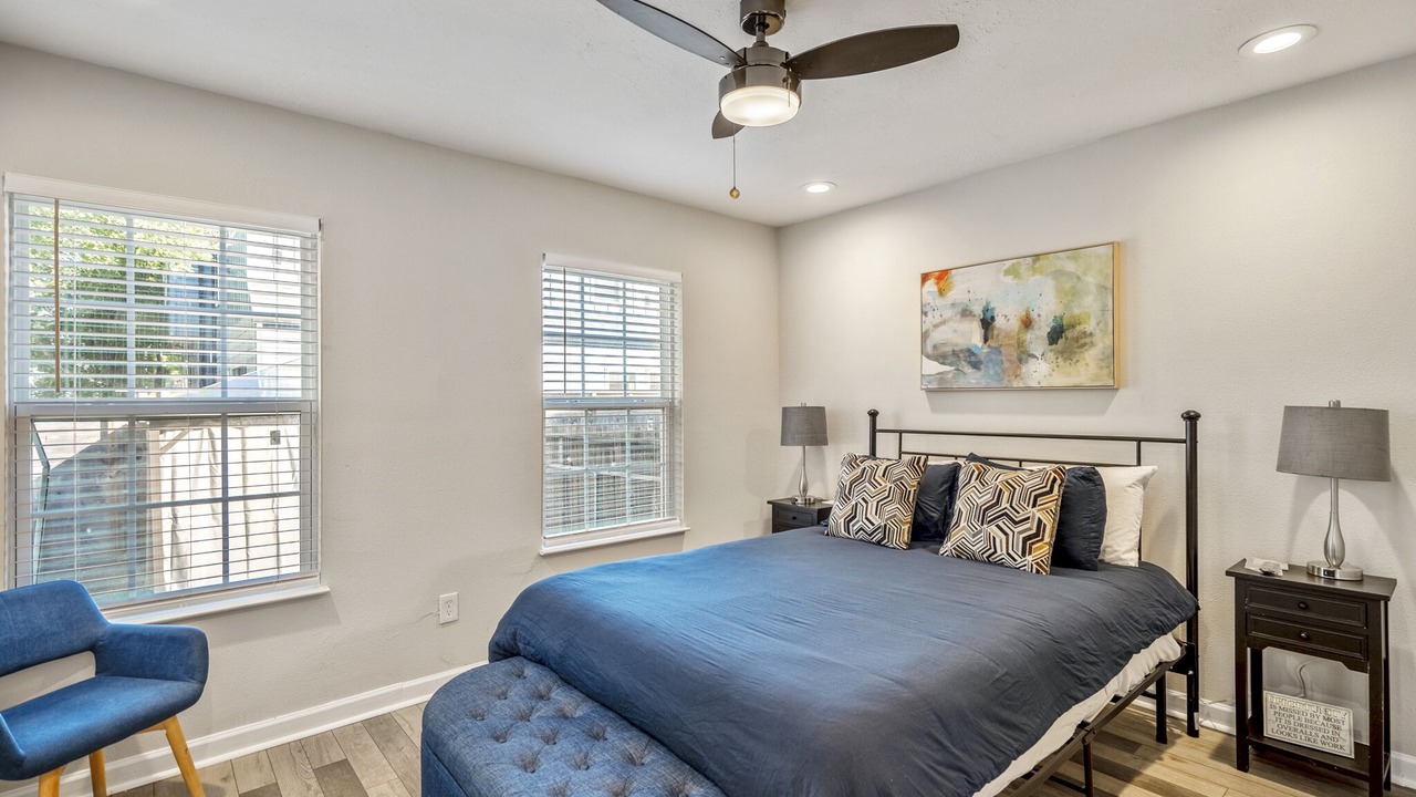 Photo of Bedroom in Washington Ave./ Memorial Park