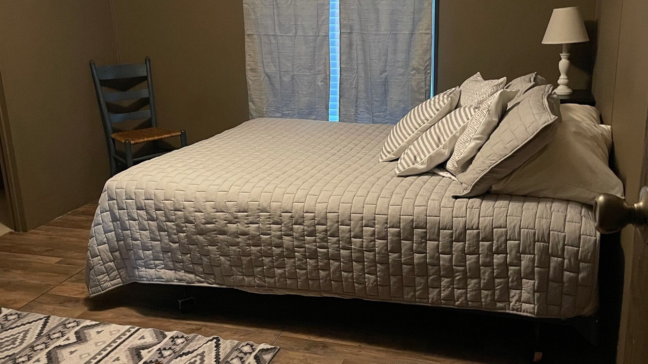 Photo of Bedroom in Pontiac