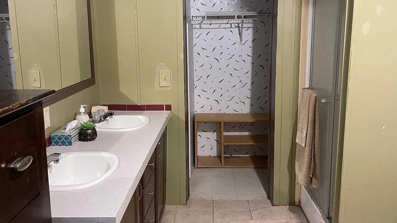 Photo of Bathroom in Pontiac