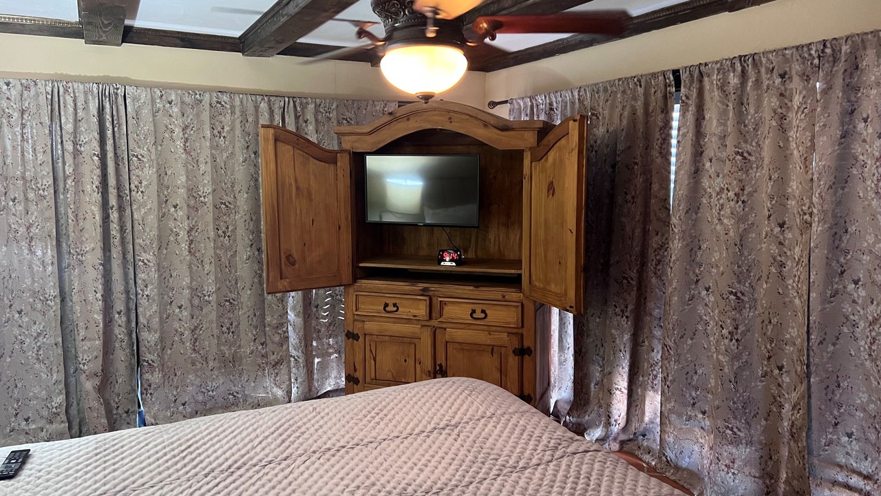 Photo of Bedroom in Lajitas