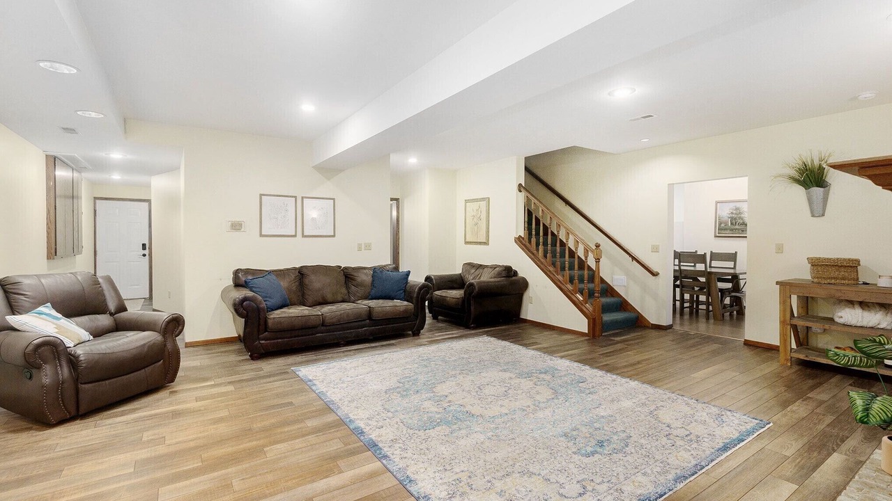 Photo of Livingroom in Lennox