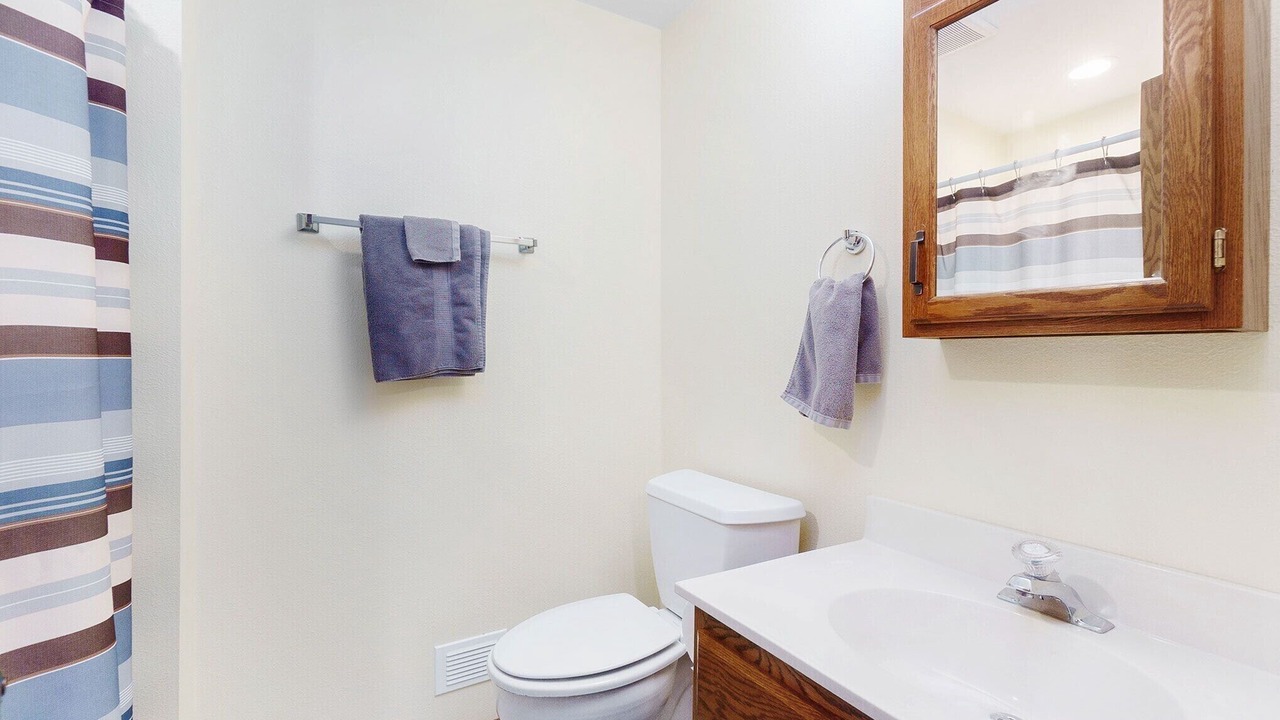 Photo of Bathroom in Lennox