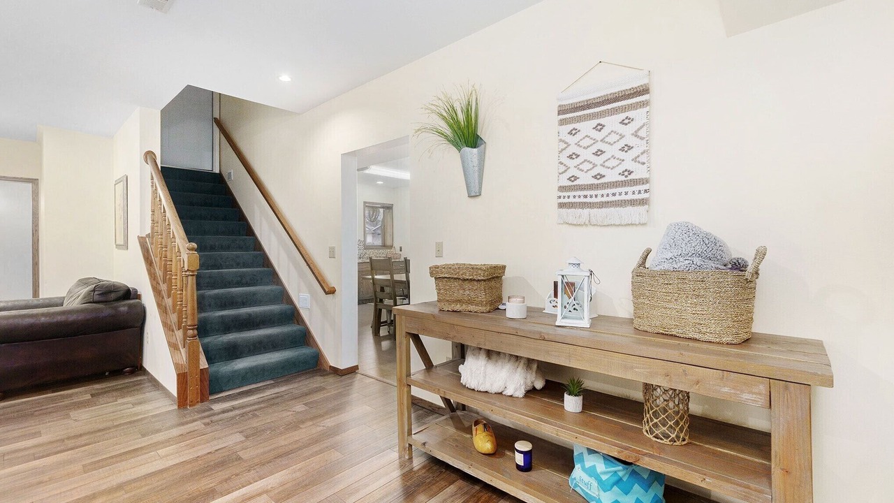 Photo of Livingroom in Lennox