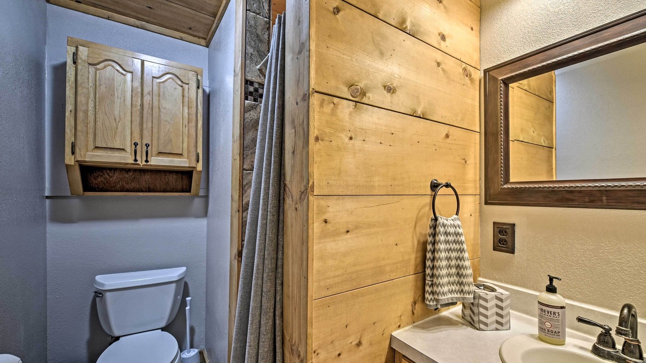 Photo of Bathroom in Energy