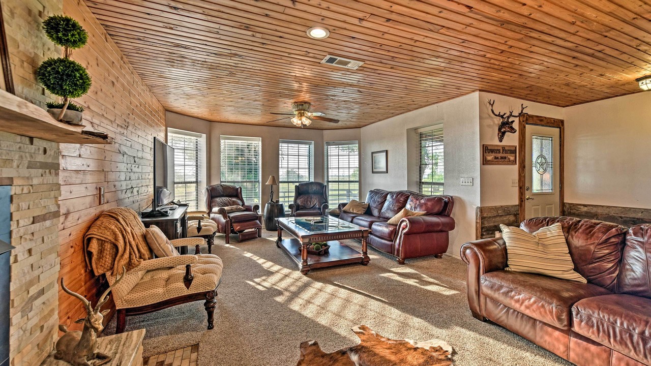 Photo of Bedroom in Energy