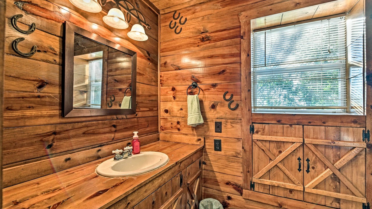 Photo of Bathroom in Energy