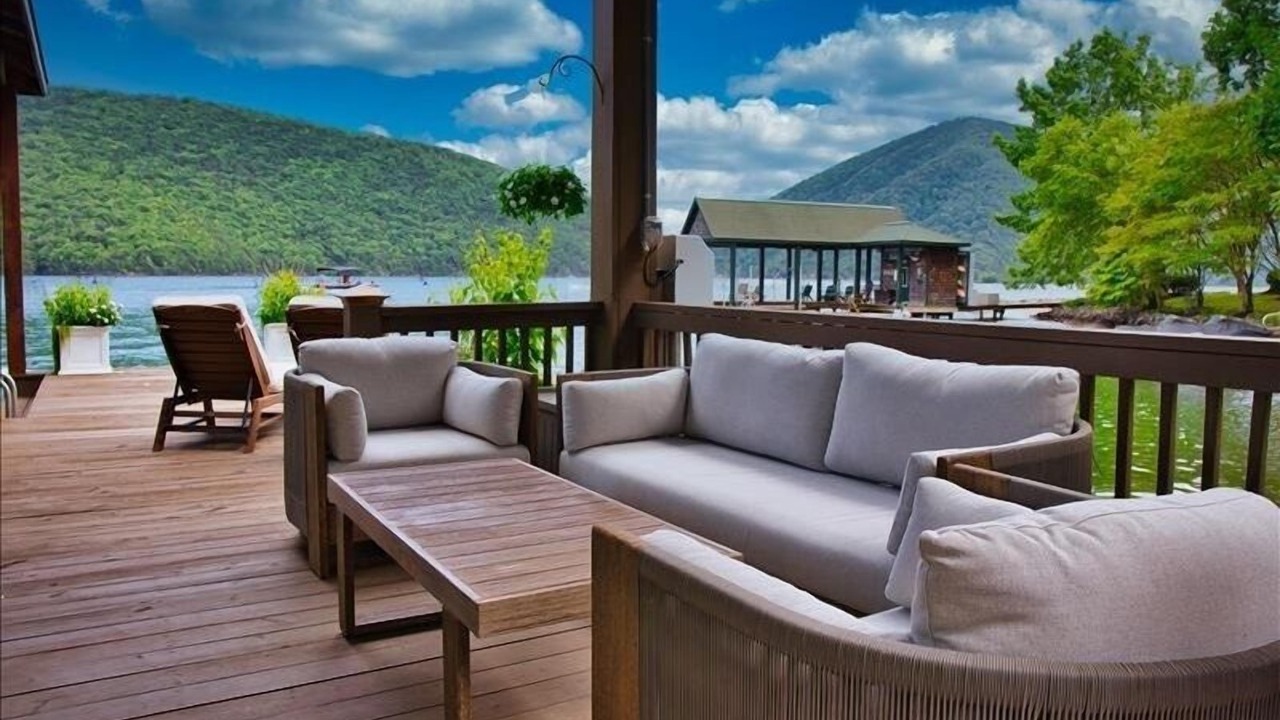 Photo of Outdoor in Huddleston