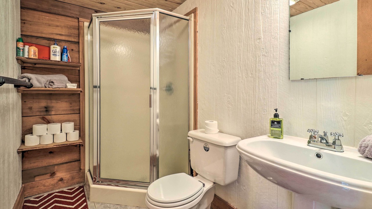 Photo of Bathroom in Lynn