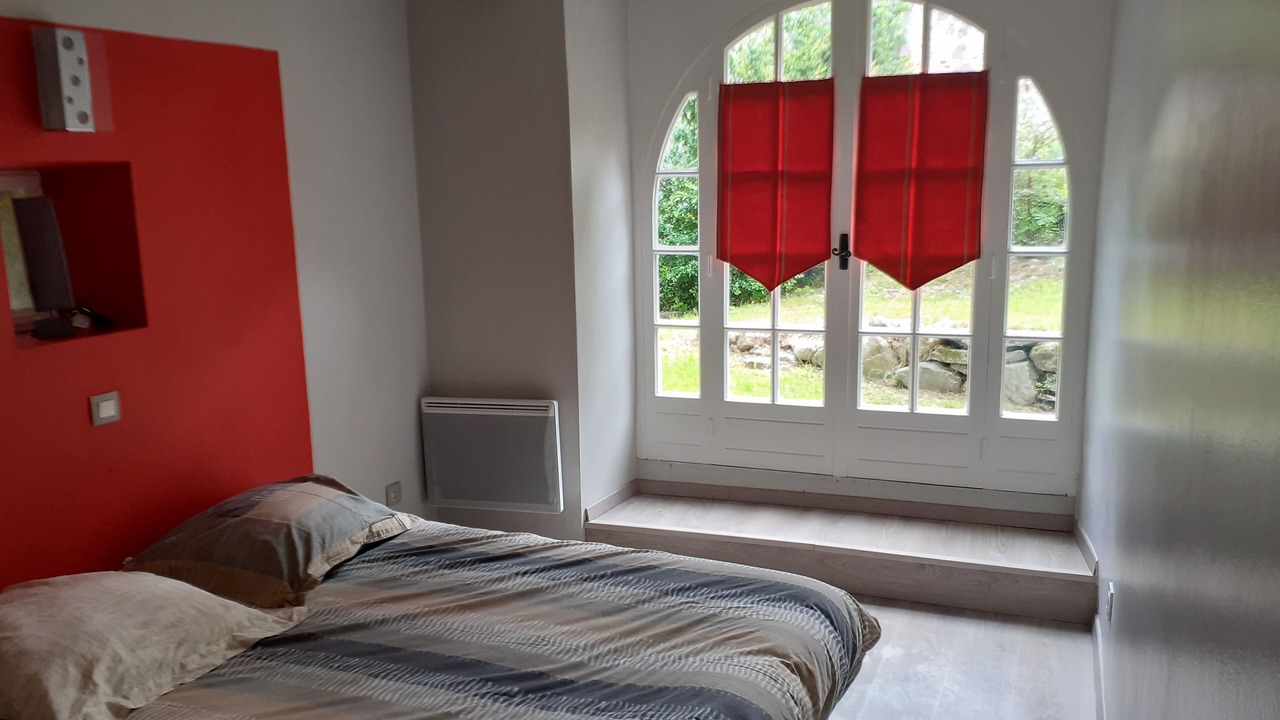 Photo of Bedroom in Osse-en-Aspe