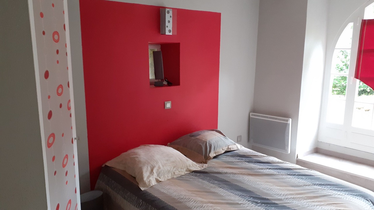 Photo of Bedroom in Osse-en-Aspe