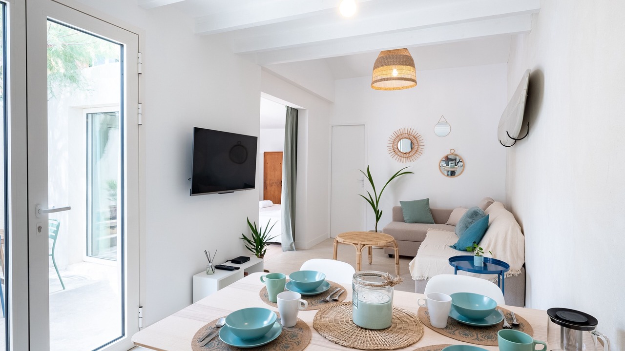 Photo of Livingroom in Endoume