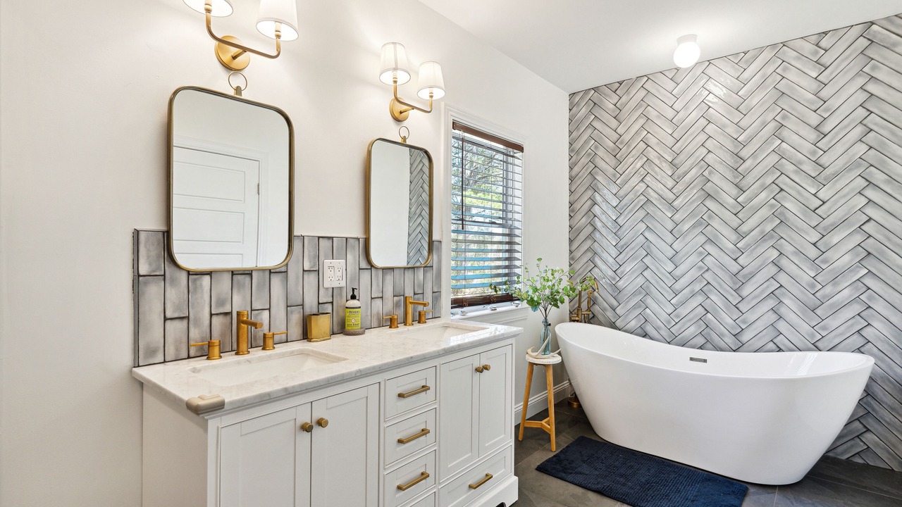Photo of Bathroom in Johns Island