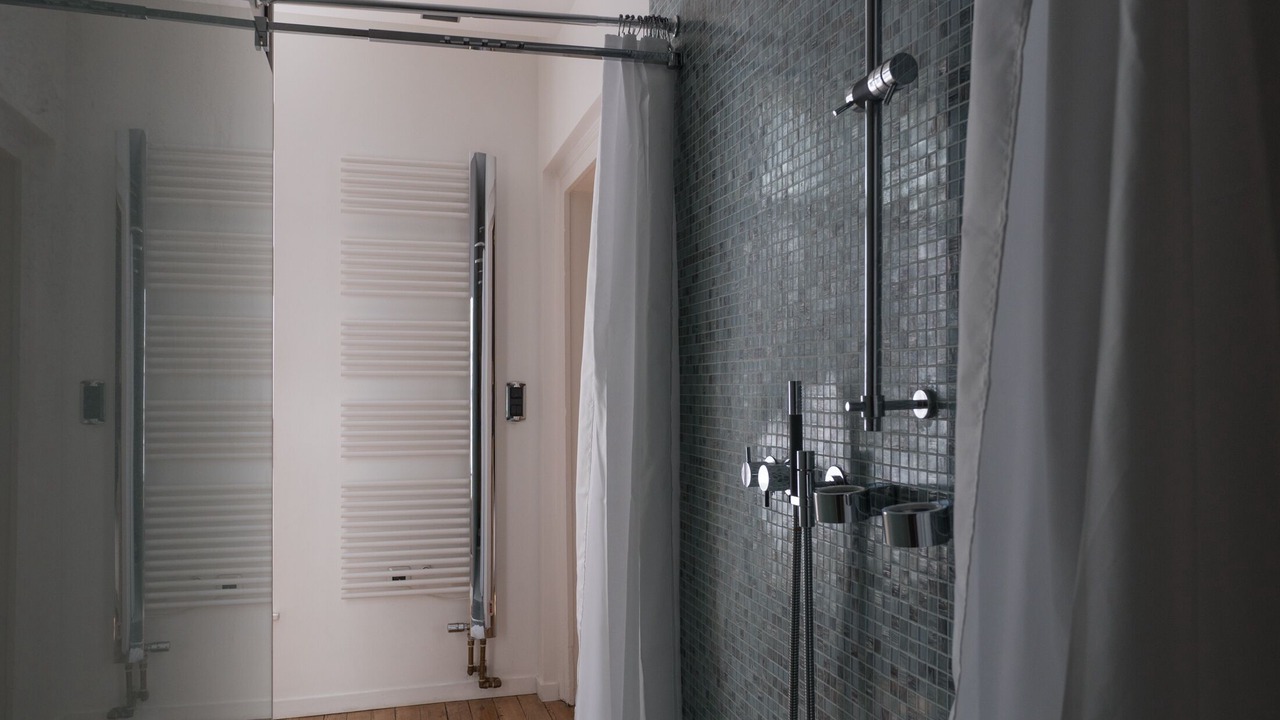 Photo of Bathroom in Centre Ville