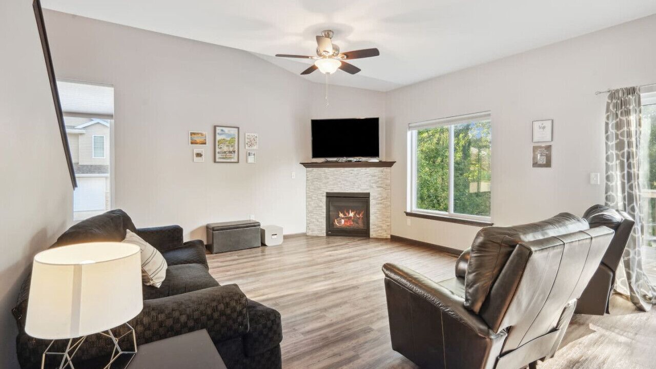 Photo of Livingroom in Little River-Academy