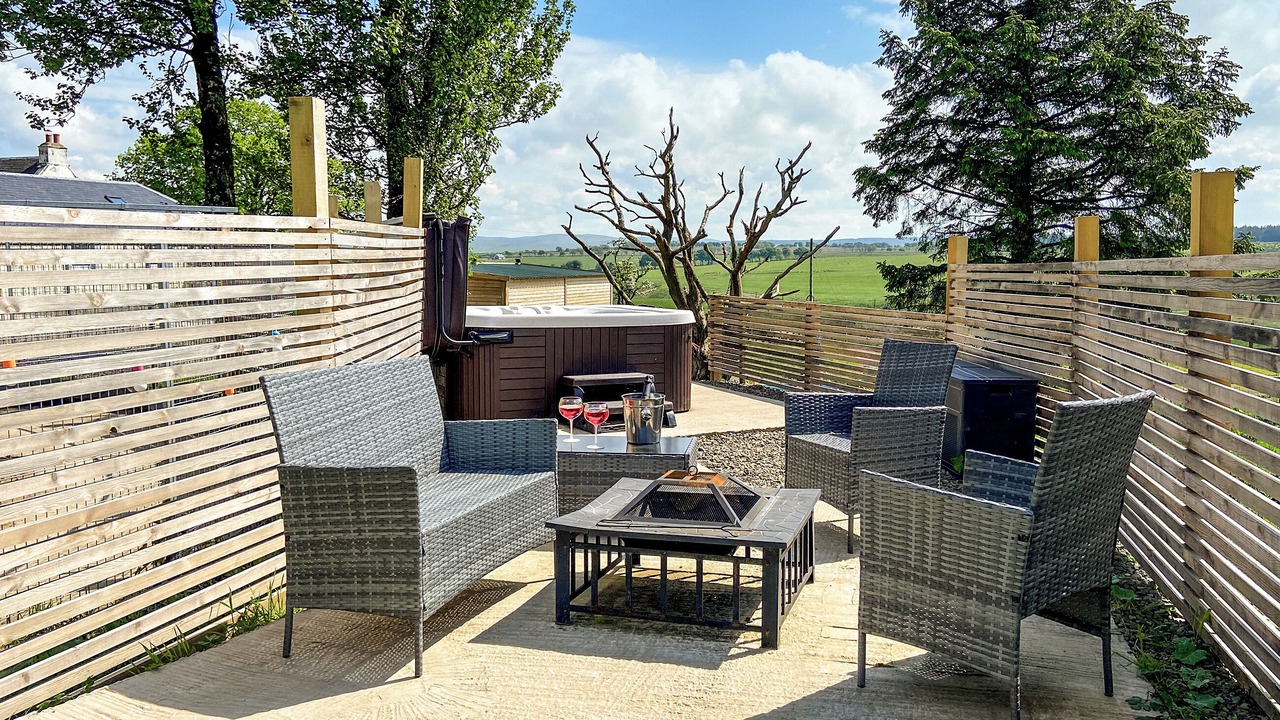 Photo of Others in Darvel