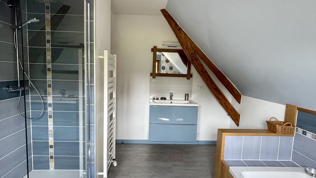 Photo of Bathroom in Monts-en-Ternois
