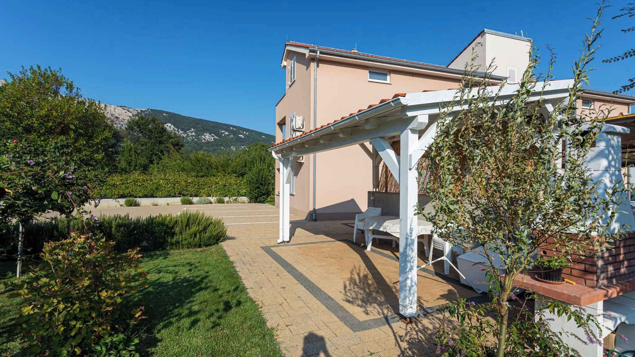 Photo of Patio Balcony in Jurandvor