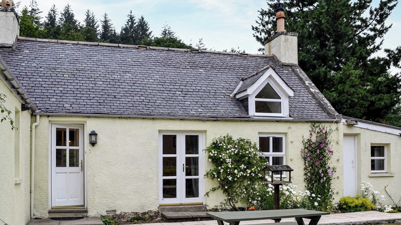 Photo of Others in Inverurie