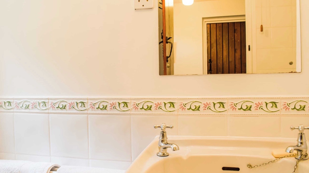 Photo of Bathroom in Halfway House