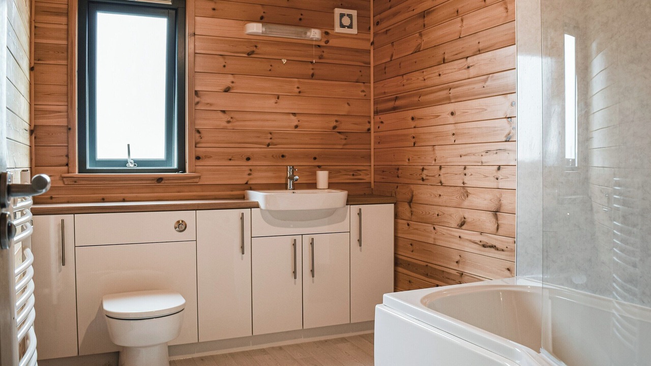 Photo of Bathroom in Medbourne