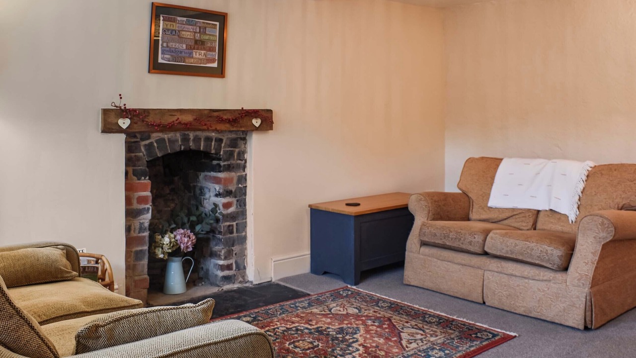 Photo of Bedroom in Tirabad