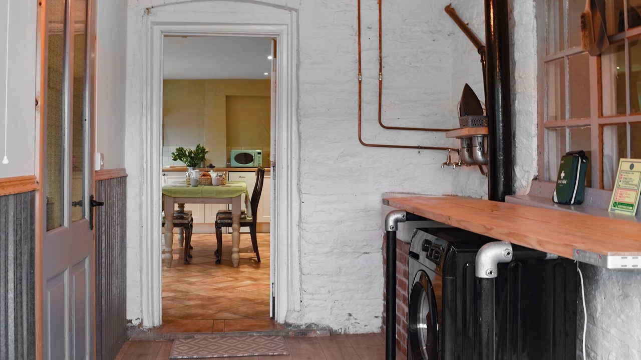 Photo of Bedroom in Tirabad