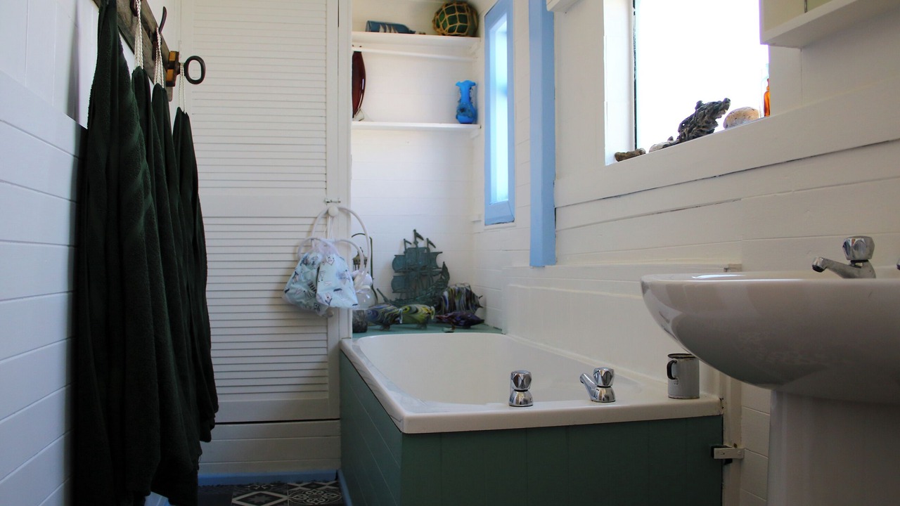 Photo of Bathroom in Dungeness