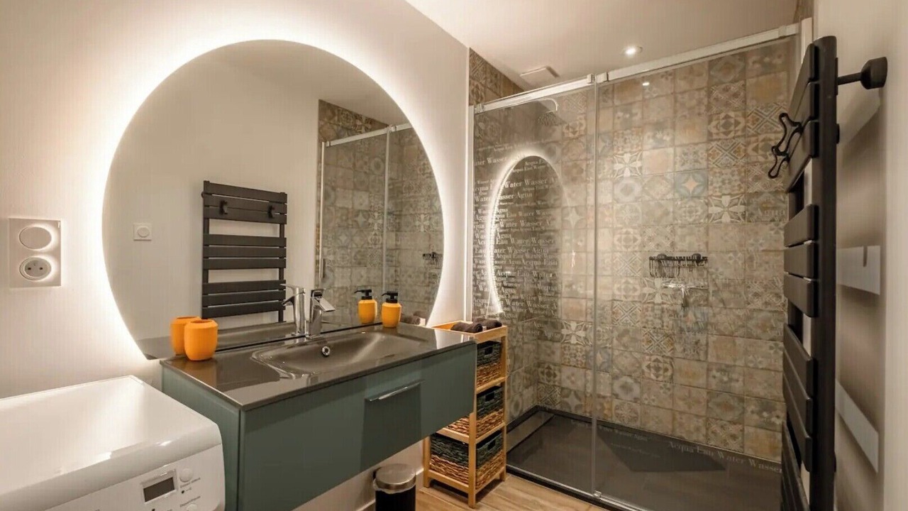 Photo of Bathroom in Saint-Jean-de-Beugne