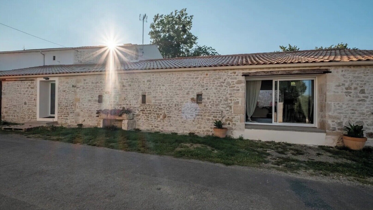Photo of Outdoor in Saint-Jean-de-Beugne