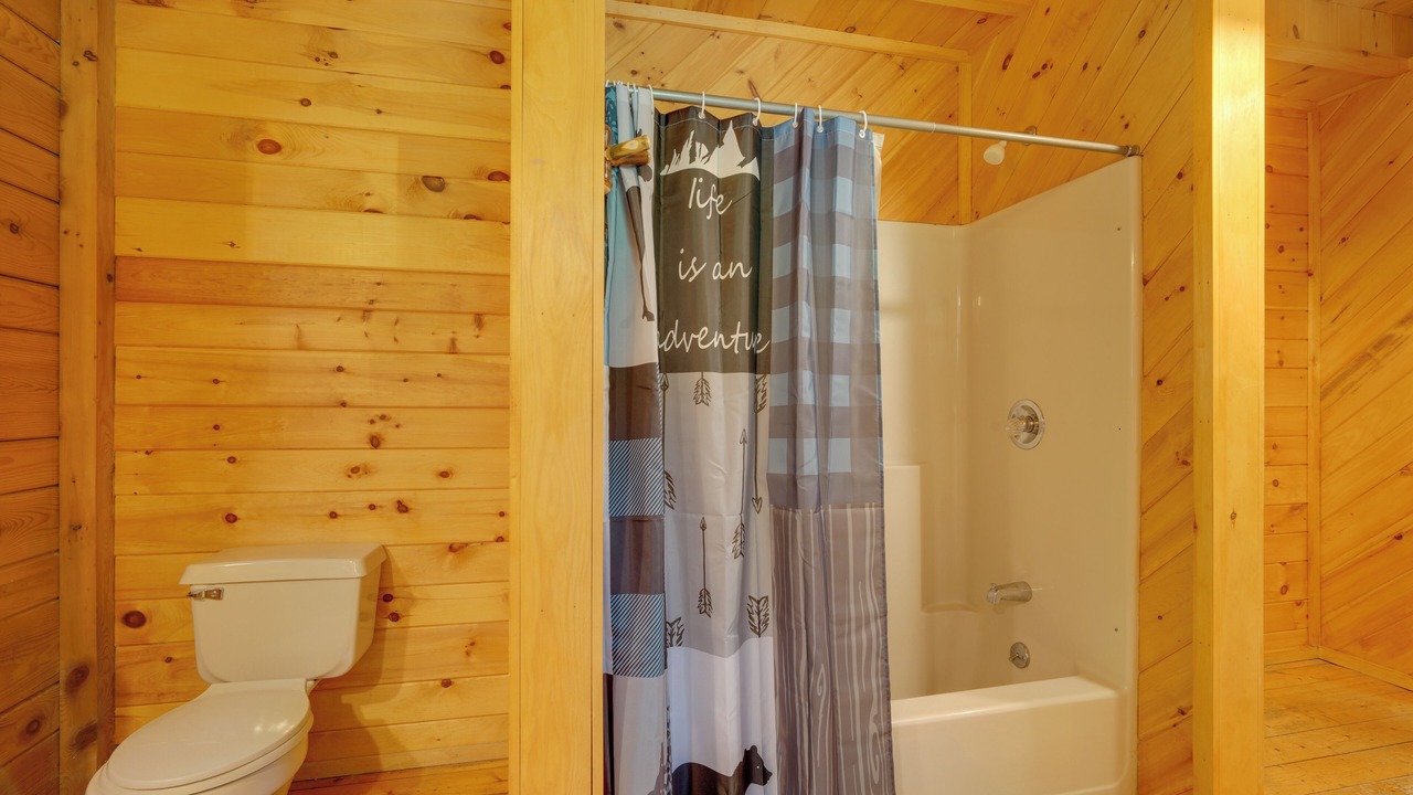 Photo of Bathroom in Athol
