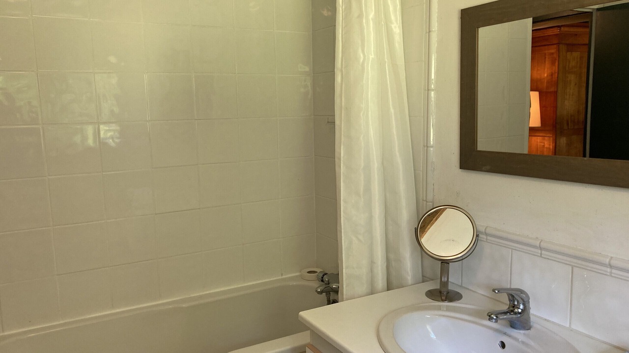 Photo of Bathroom in Varengeville-sur-Mer