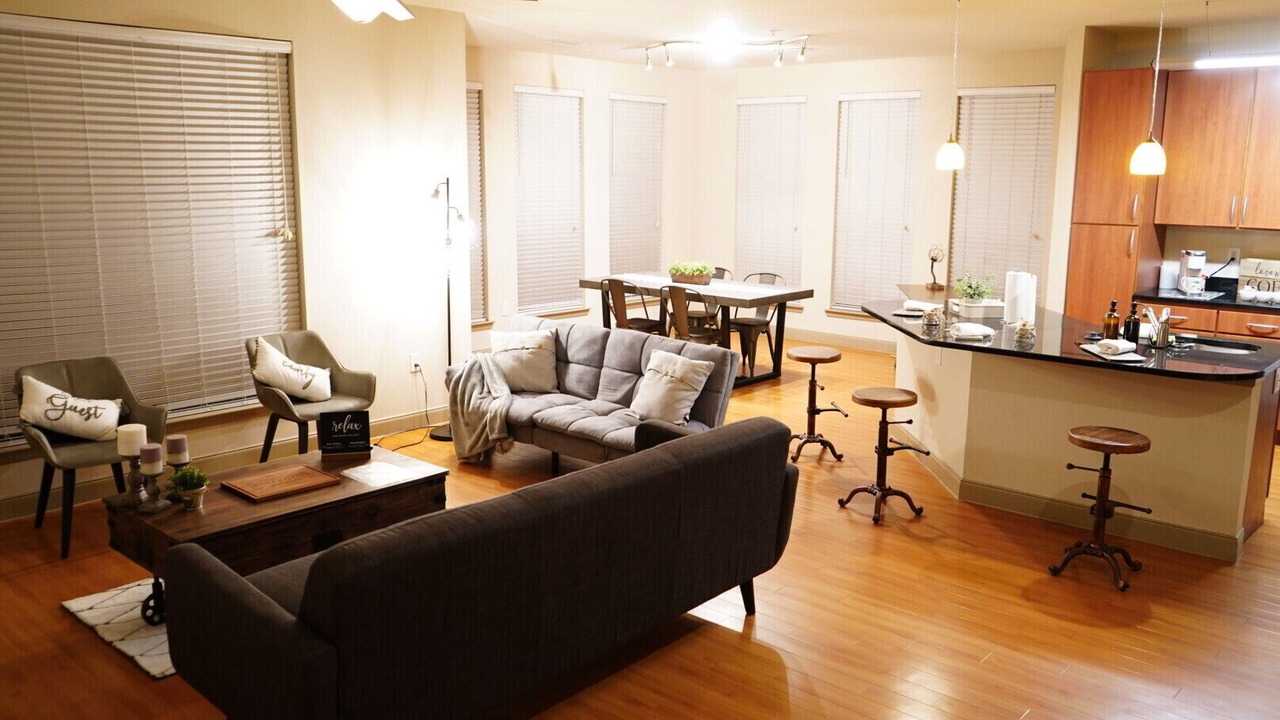 Photo of Livingroom in Woodlake - Briar Meadow