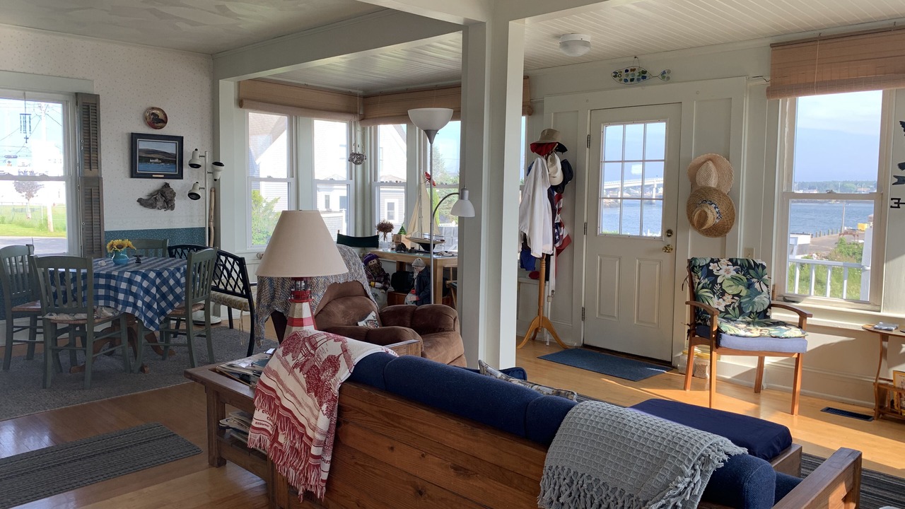 Photo of Livingroom in Jonesport