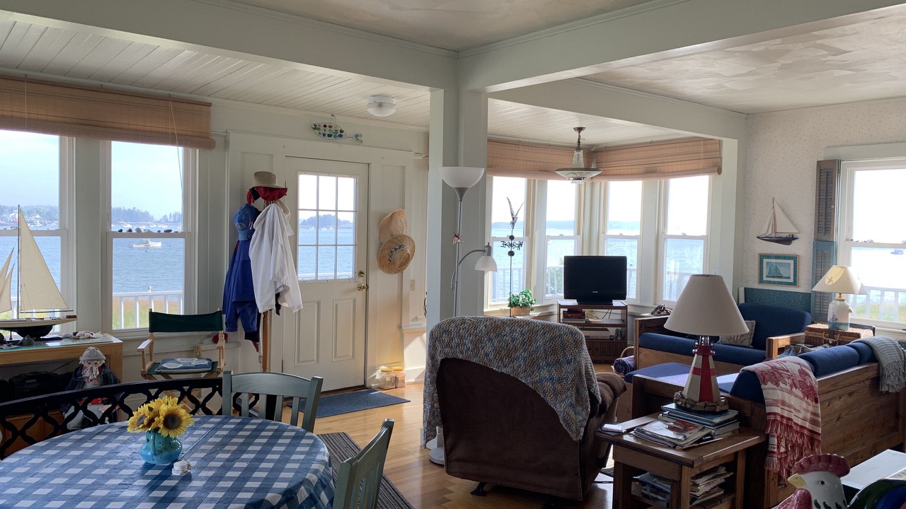 Photo of Livingroom in Jonesport