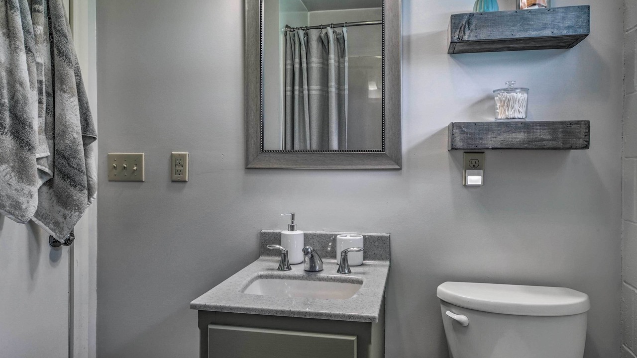 Photo of Bathroom in Squires