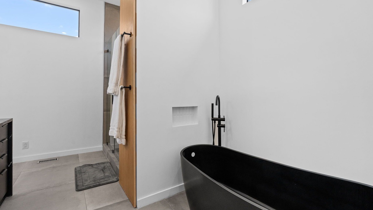 Photo of Bathroom in Katie Hill Neighborhood