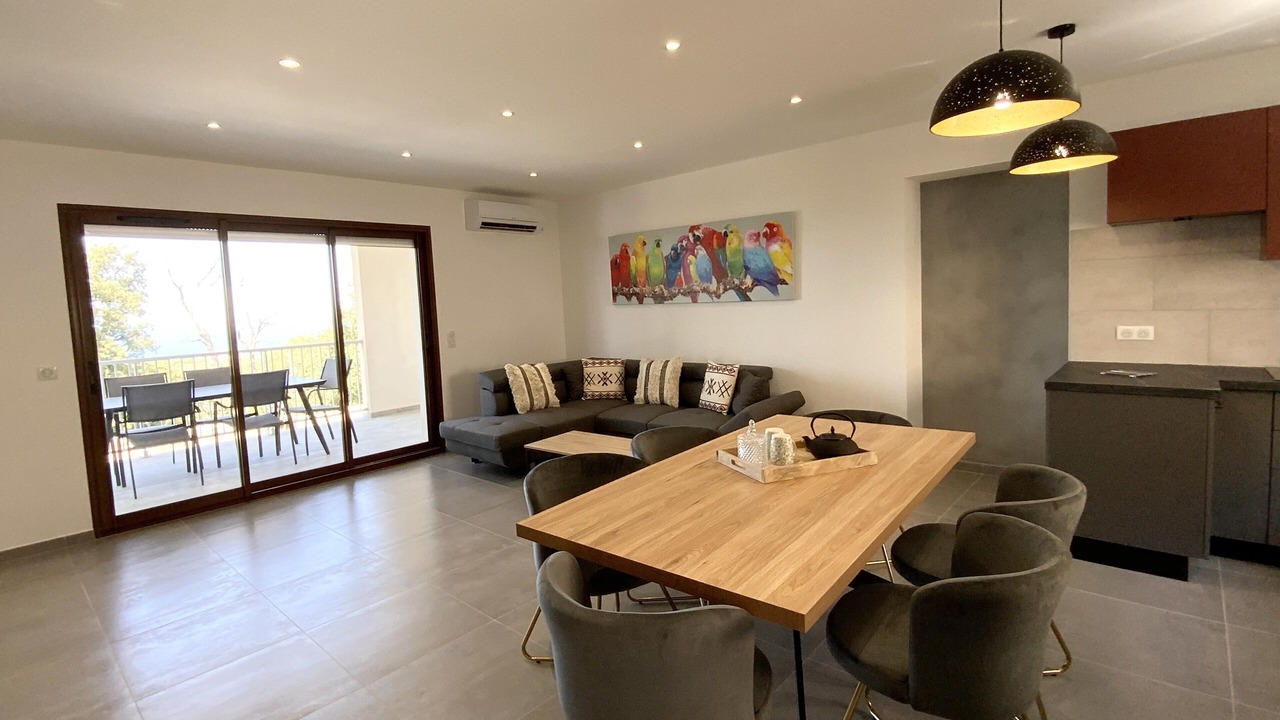 Photo of Others in Monticello