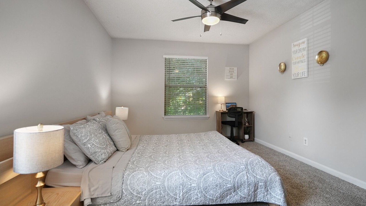 Photo of Bedroom in Loring Heights
