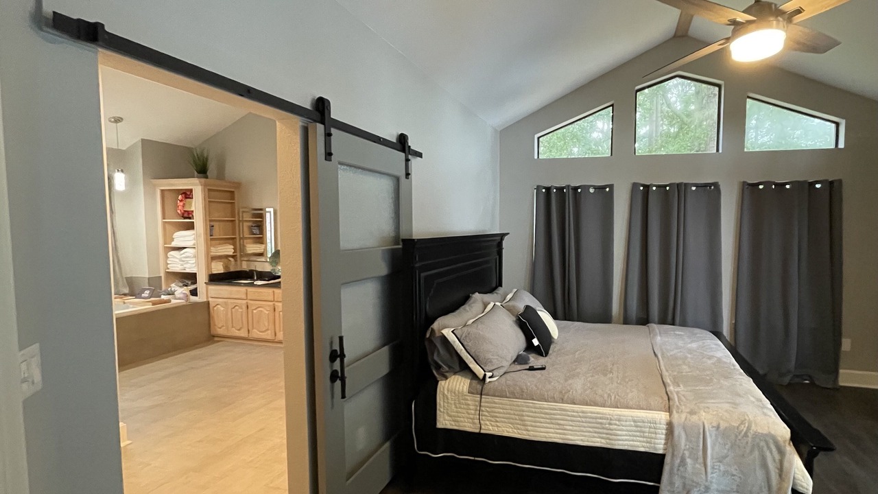 Photo of Bedroom in Huntington