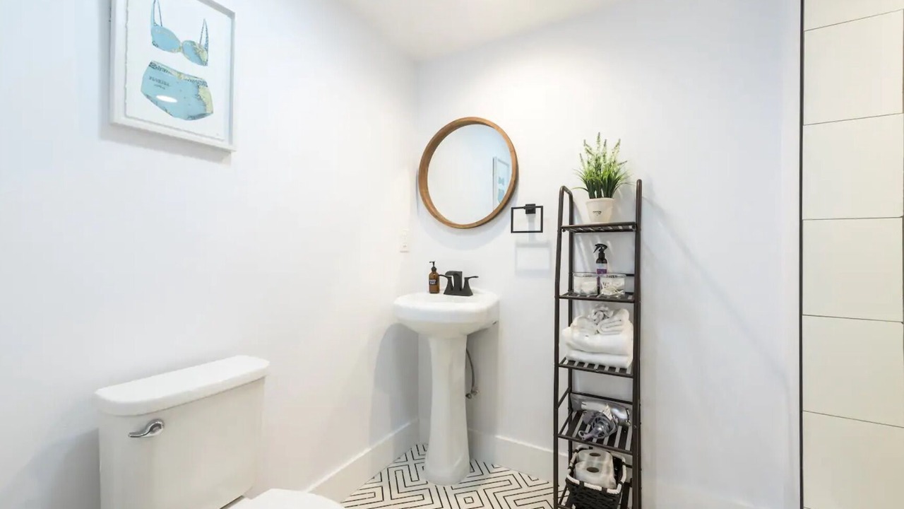Photo of Bathroom in Croissant Park